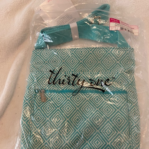 Crossbody bag by Thirty-One NWT Window shopper - Picture 2 of 8
